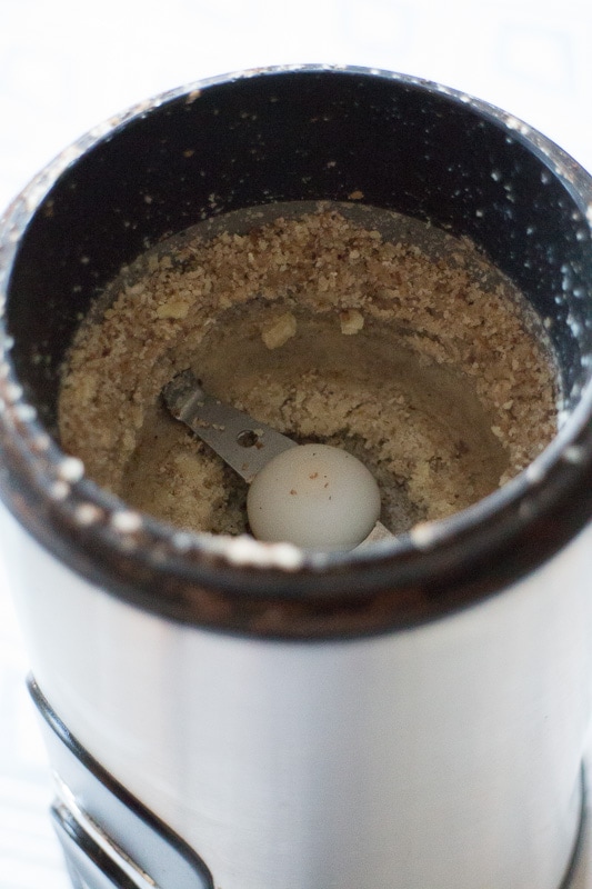 grind the sacha inchi to a fine flour