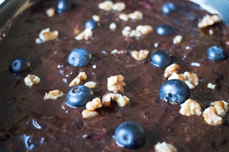 recipe keto torte low carb cake with blueberries and walnut topping