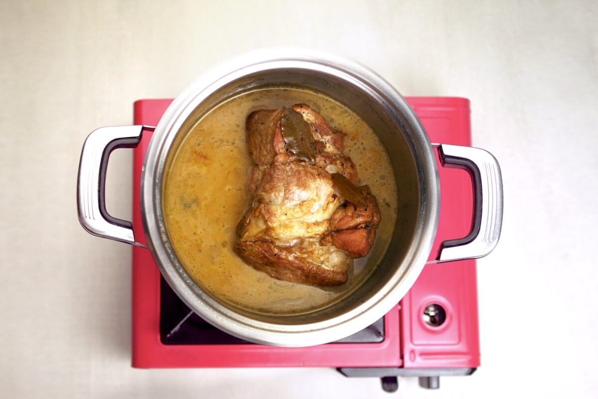 jamon del pais step 4 simmer pork